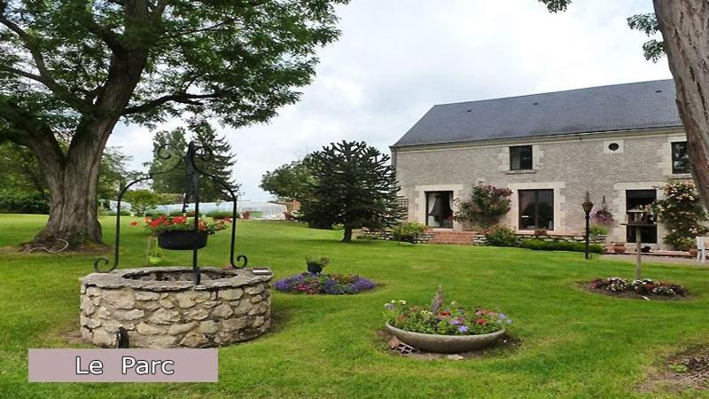 Le Clos Fleuri Vineuil  Buitenkant foto